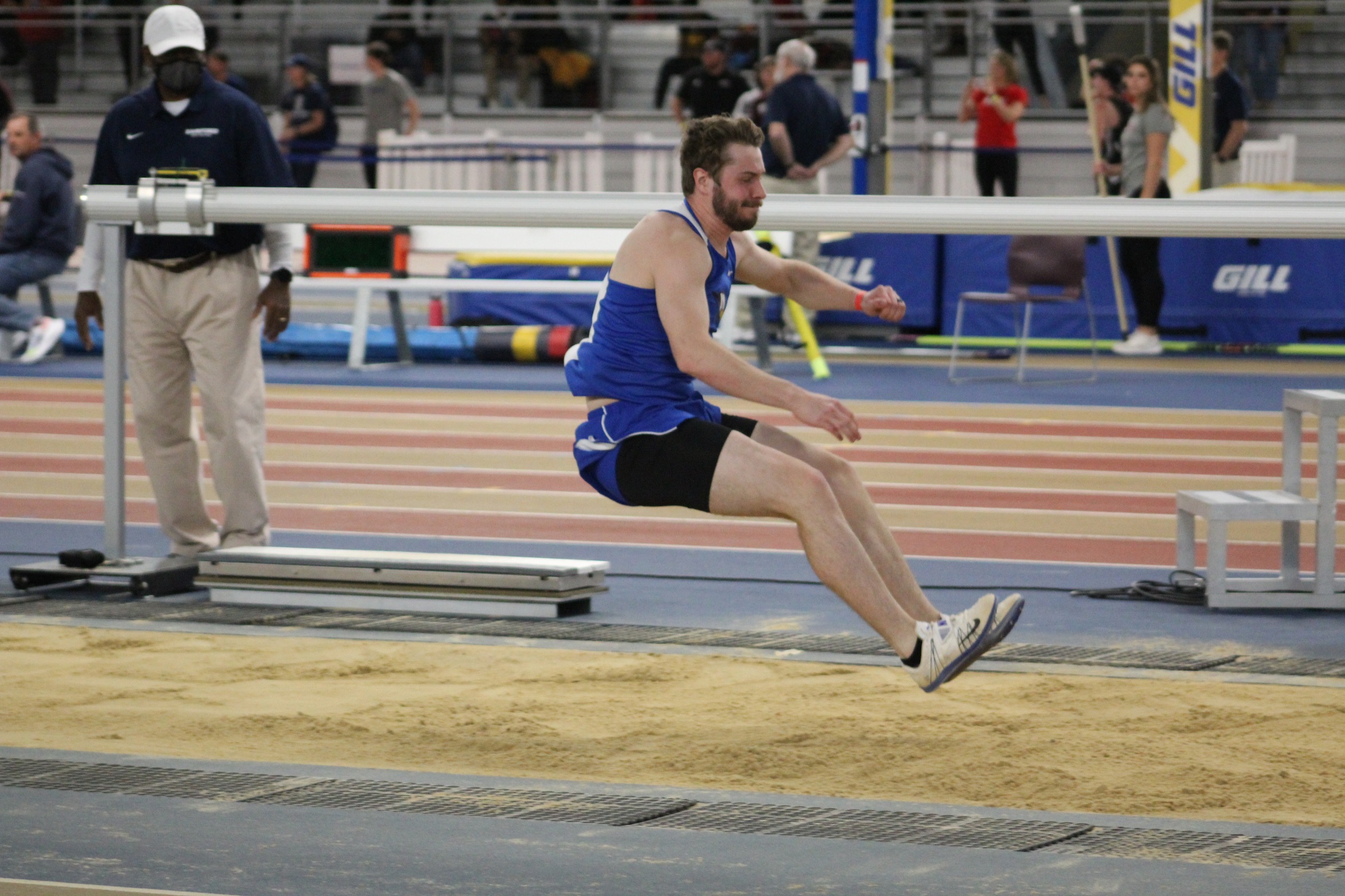 Eagles Finish Fifth at AMC Indoor Championships