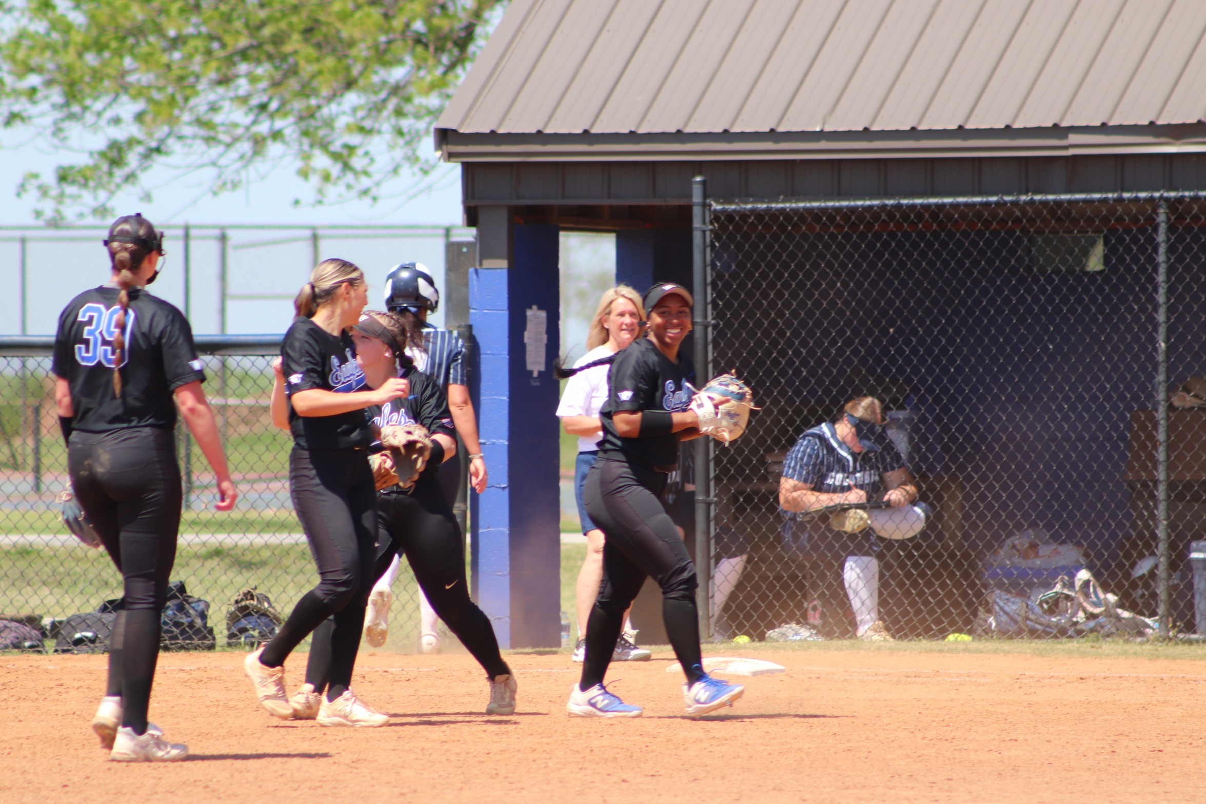 Lady Eagles Fall in Extras, Rally for Split with Columbia