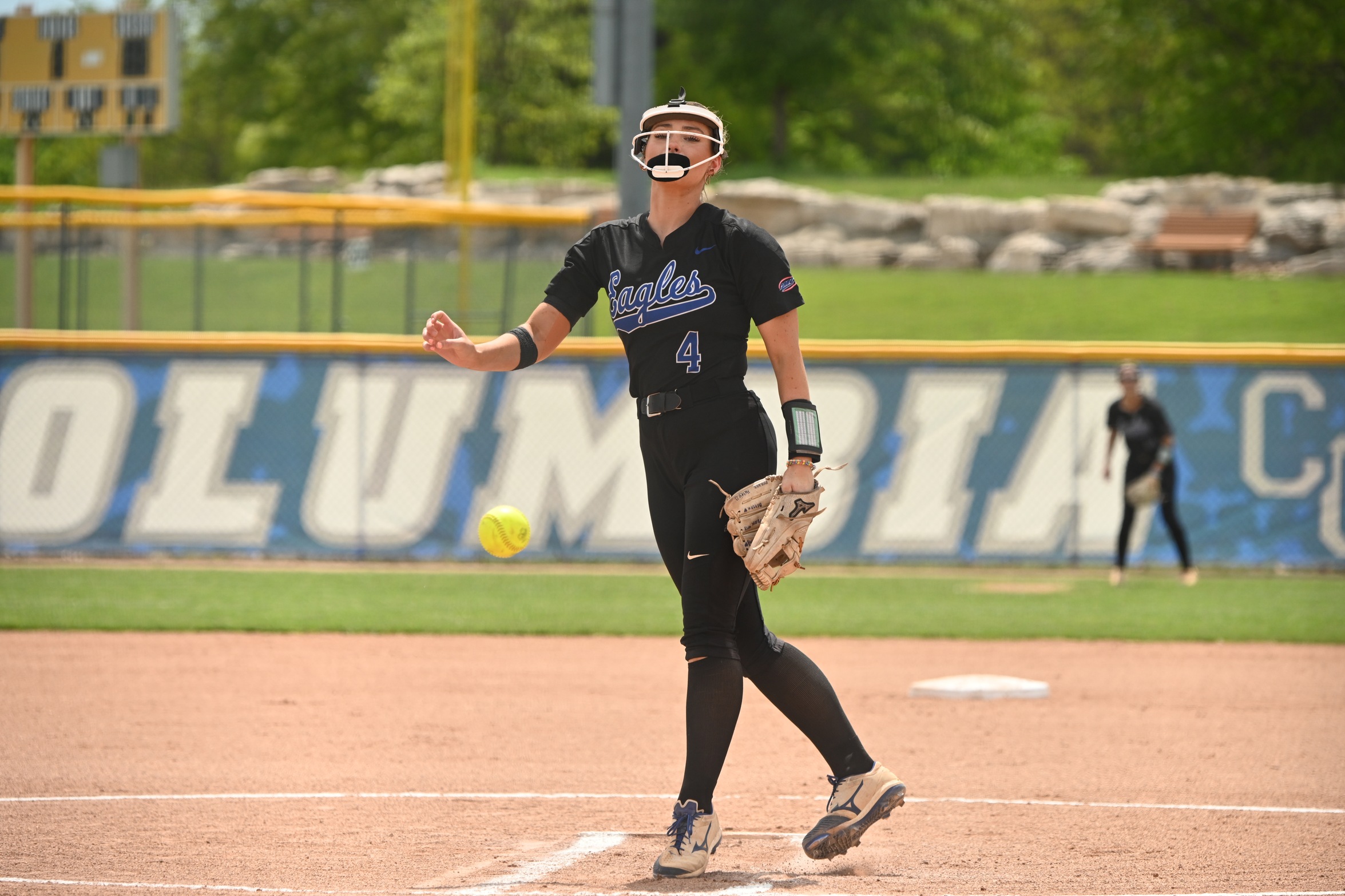 Lady Eagles Drop 1-0 Pitching Duel With No. 9 OLLU